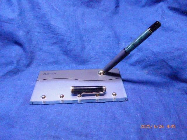 激レア　ペリカンのガラスのデスクスタンド　ペリカン70周年記念時