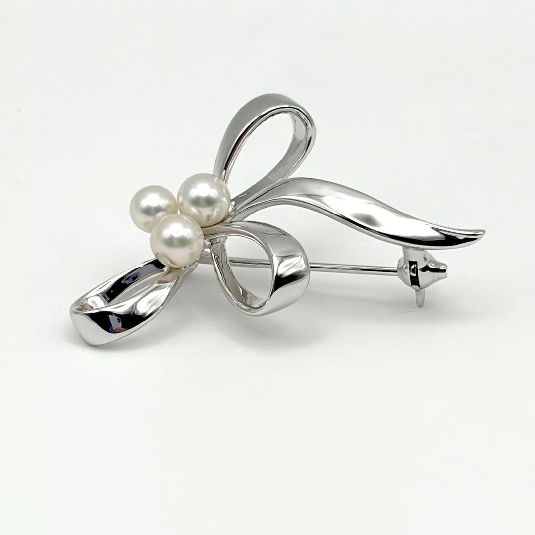 【極美品】 ミキモト シルバー リボンモチーフ ブローチ 箱付き