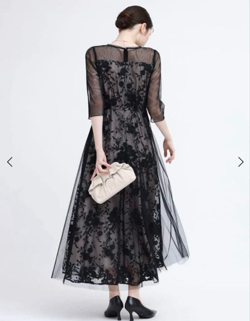 Rire fete チュールレイヤードフラワー刺繍ドレス