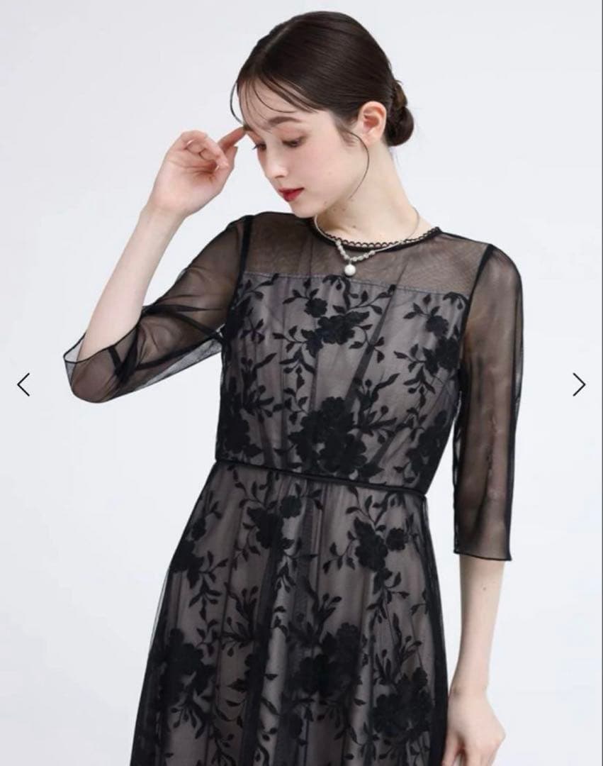 Rire fete チュールレイヤードフラワー刺繍ドレス