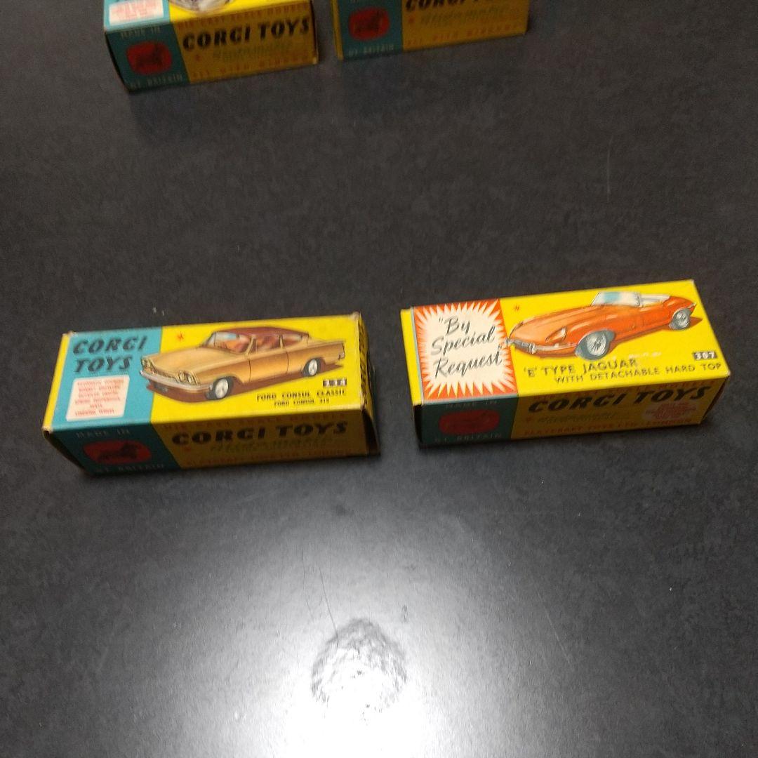 lesney models of yesteryear 9台とcorgi7台