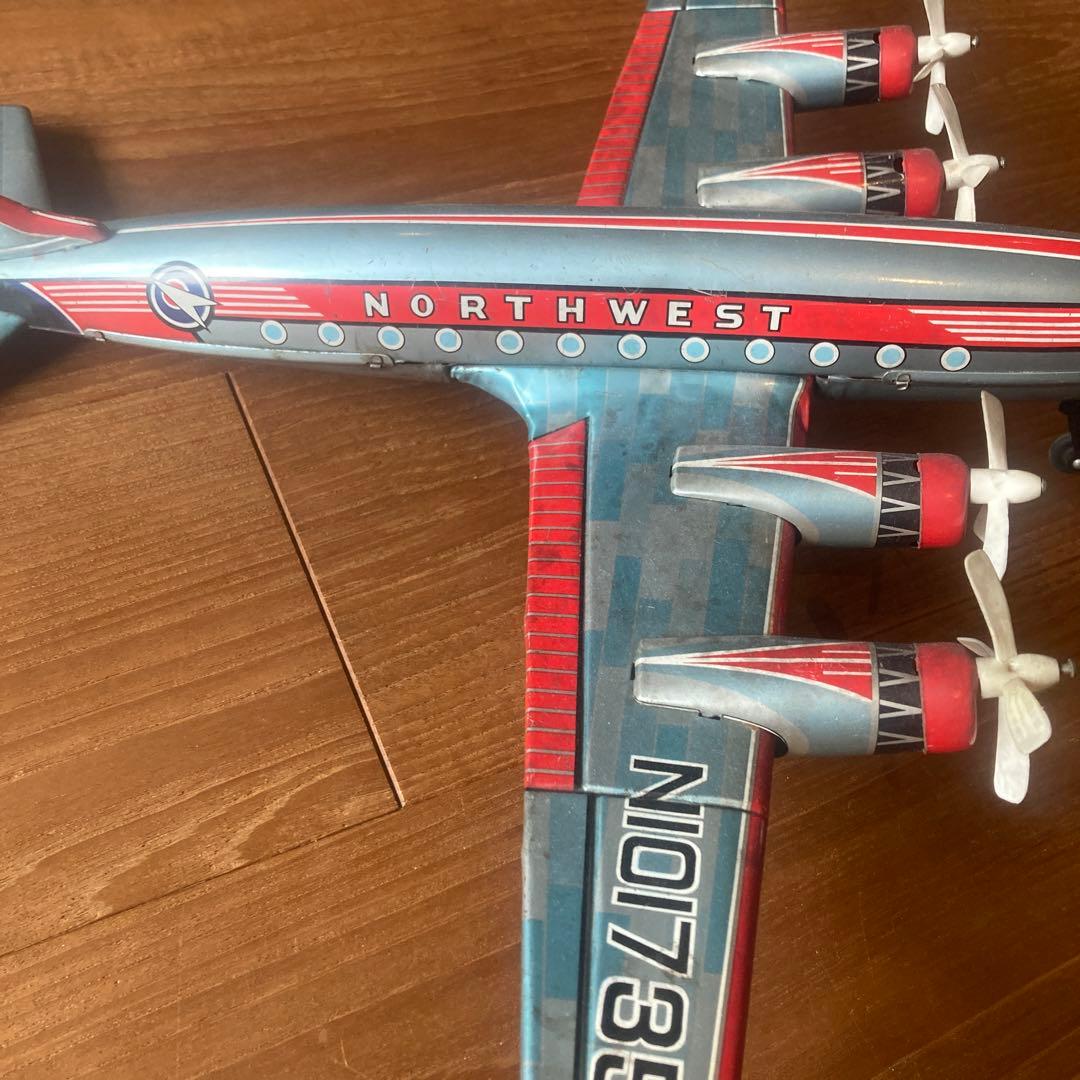 ブリキ　飛行機　ノースウェスト　DC4