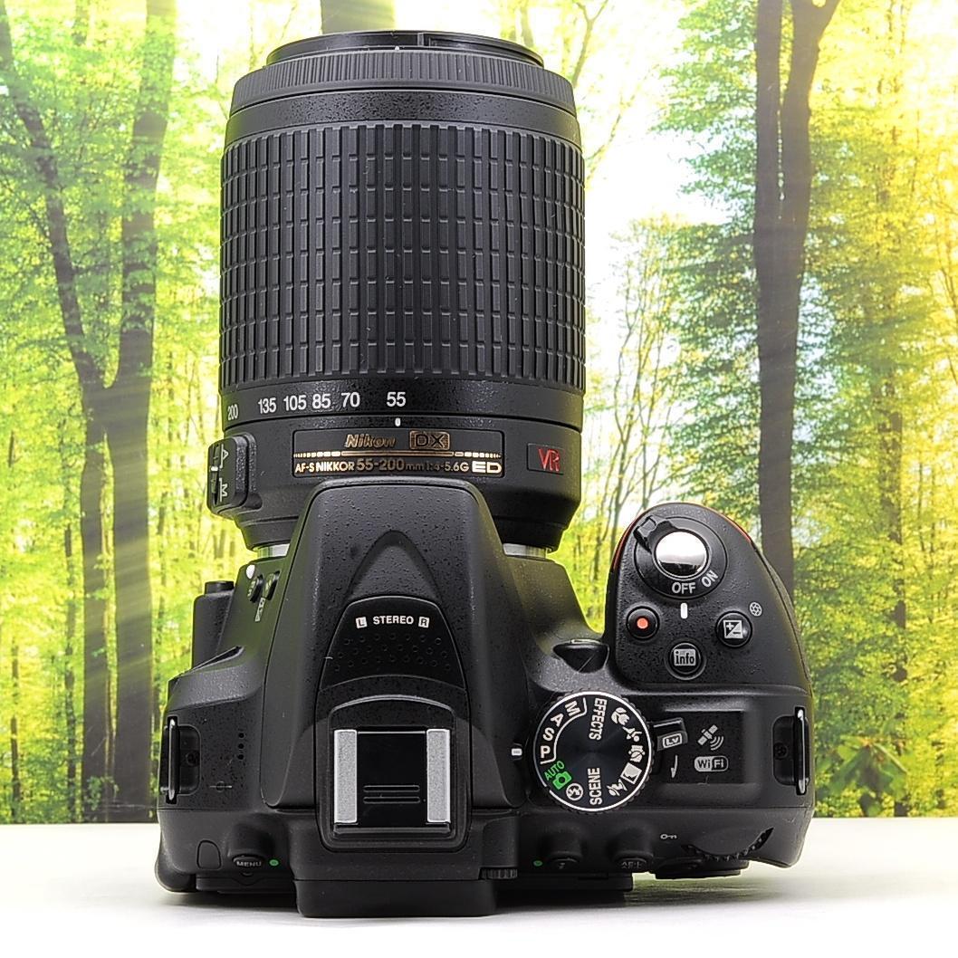 ショット数8759枚！WiFi機能付☆ニコン D5300☆スポーツ撮影向き！