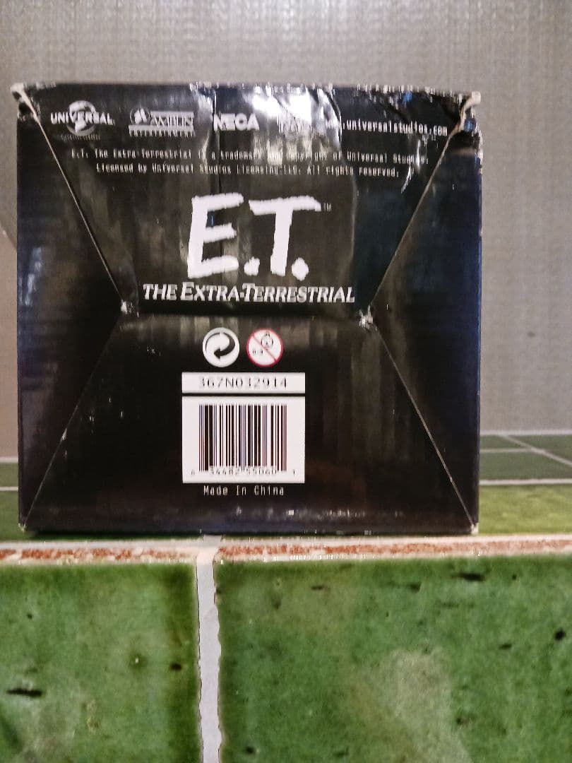 E.T. HEADKNOCKERS フィギュア