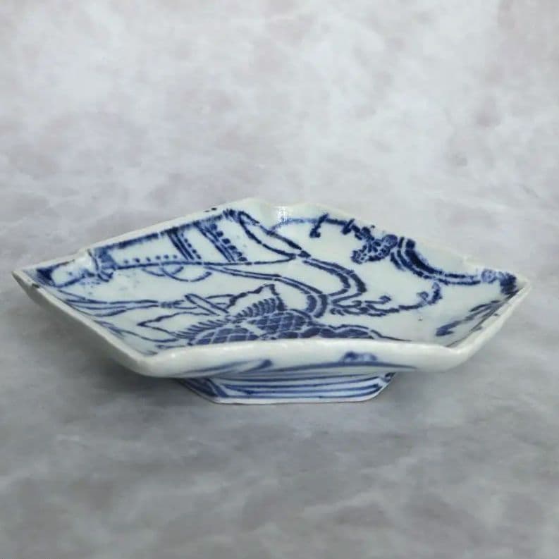 古伊万里　染付小皿　型紙摺　印判　軍配　上手　型物　骨董品　アンティーク　金継ぎ