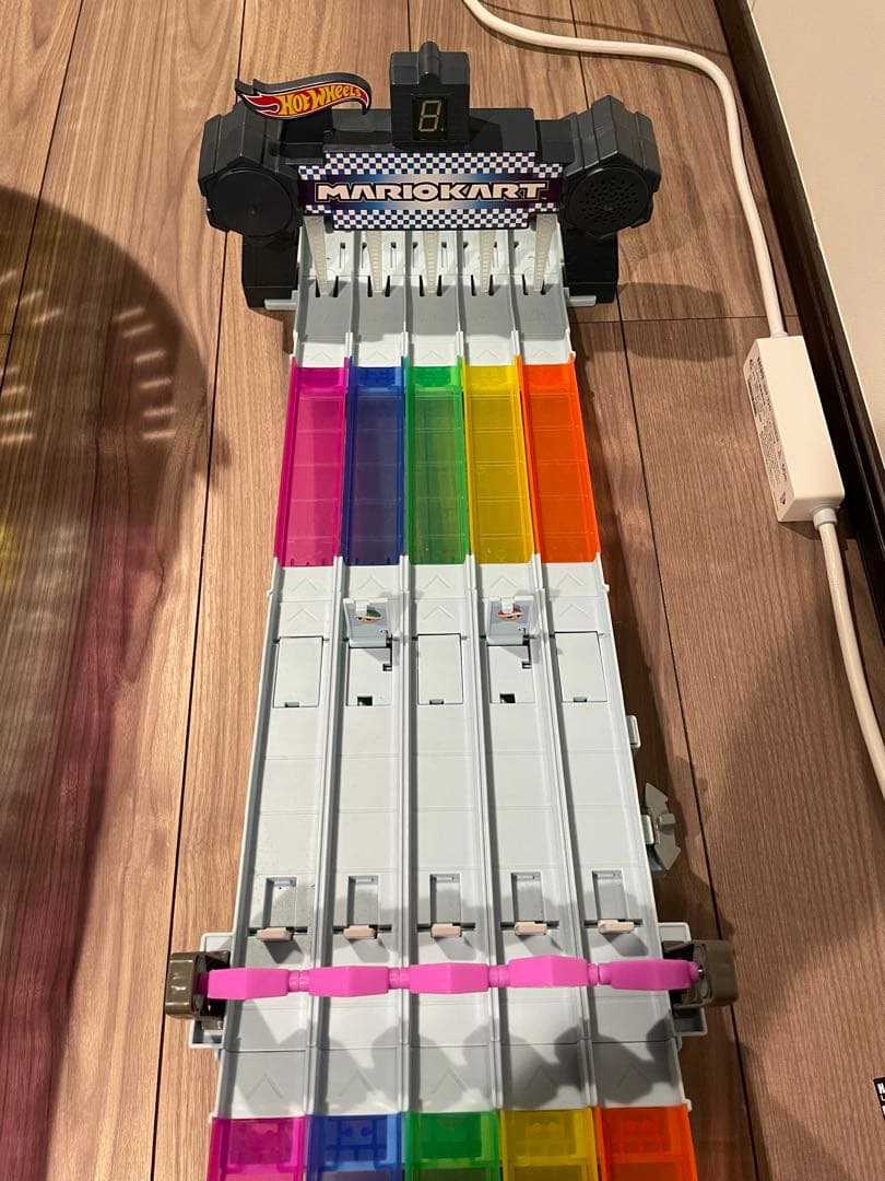 ト*ル様 マリオカート レインボーロード ミニカーセットホットウィール