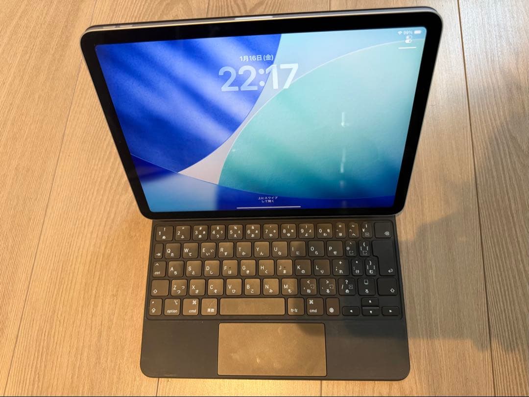 iPad air 第4世代 256スカイブルー とMagic Keyboard