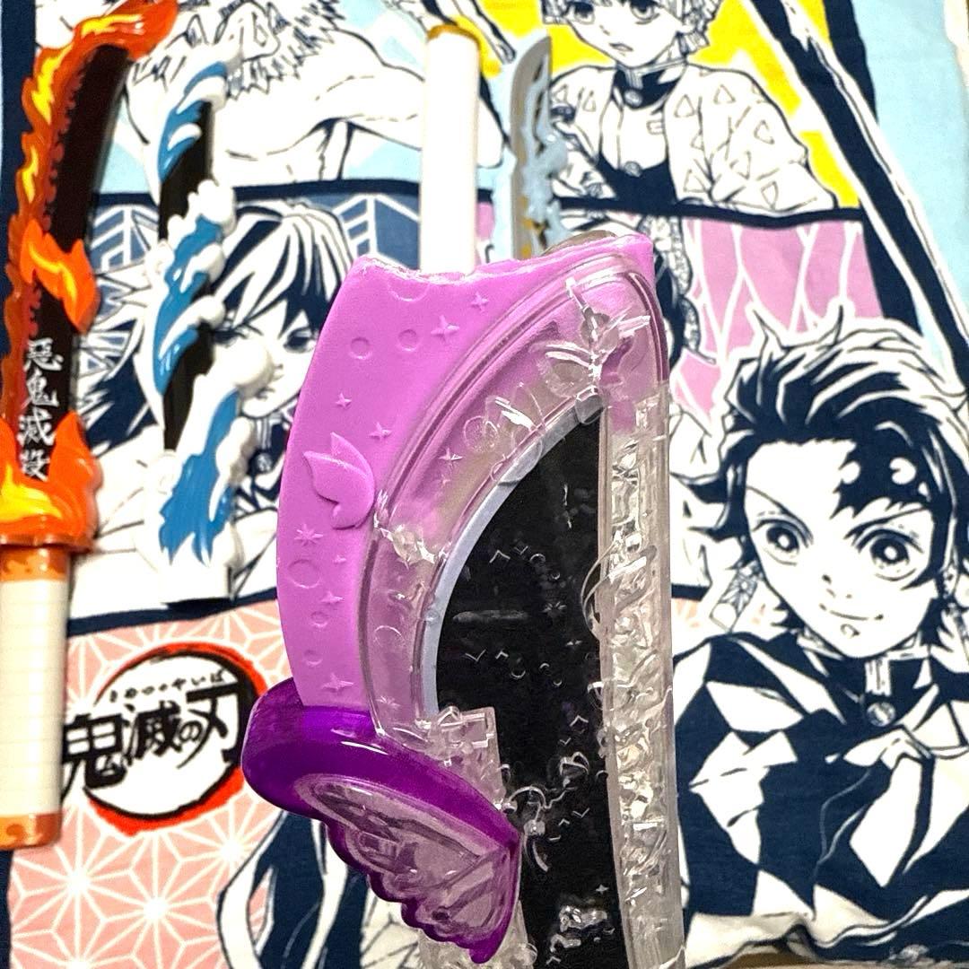 鬼滅の刃　日輪刀　DX 刀　煉獄杏寿郎　善逸　炭治郎　胡蝶しのぶ