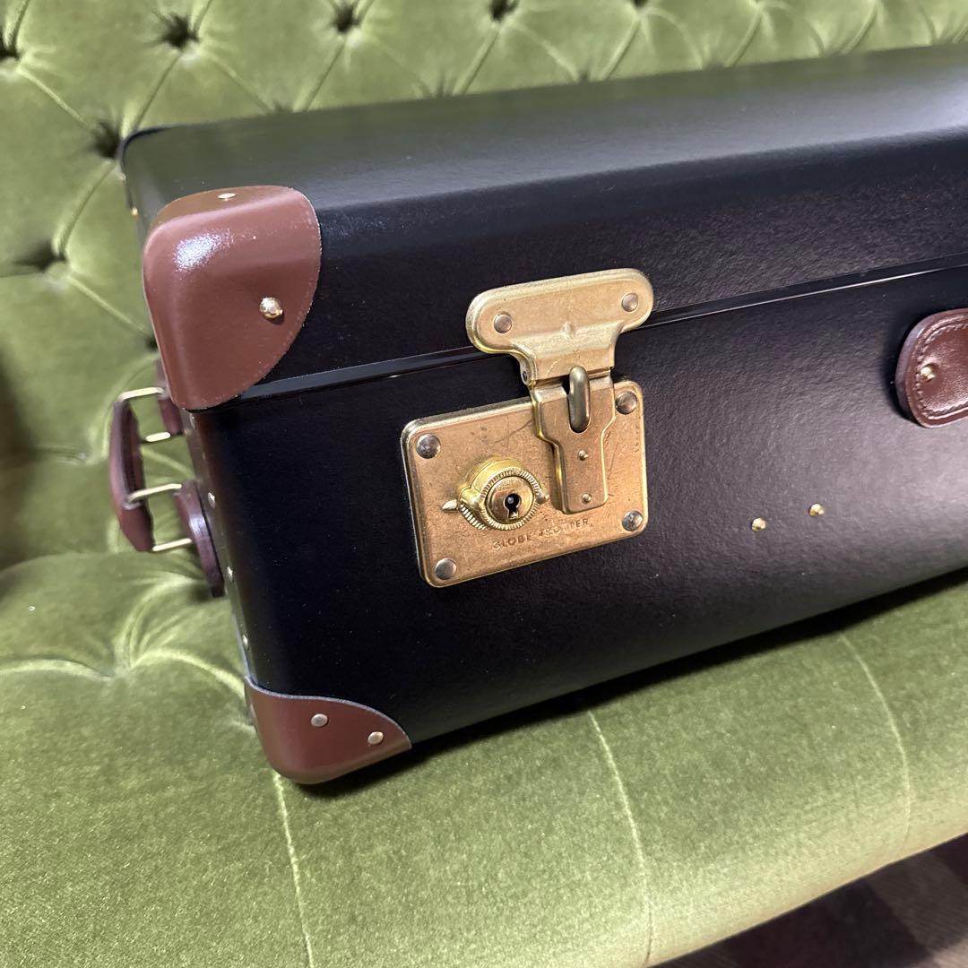 グローブトロッター キャリーケース 鍵付き