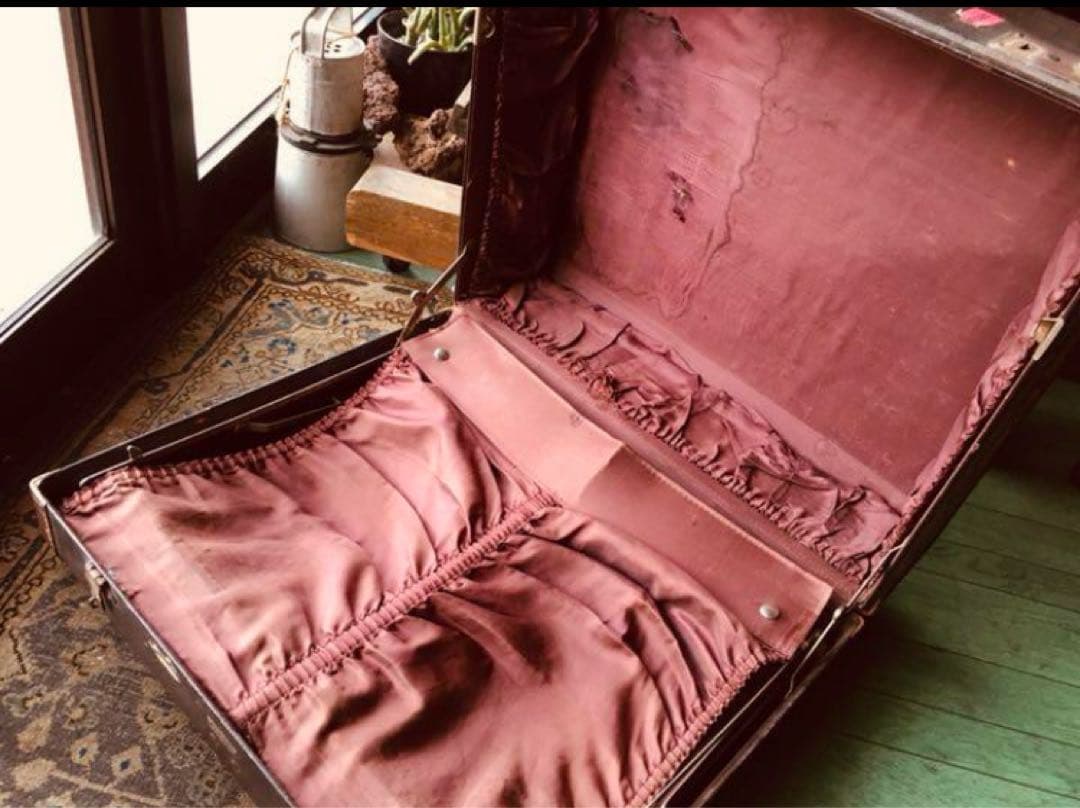 湯布院アンティーク英国ヴィンテージ トラベルバッグ 革製ブリティッシュカントリー