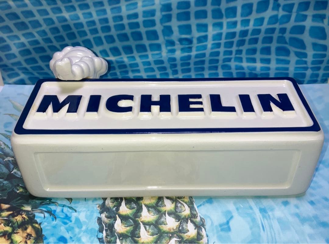 ミシュラン ビバンダム　陶器製ペン立て