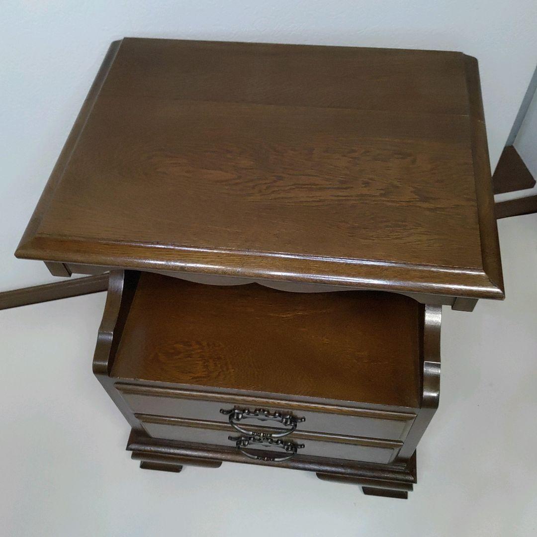 横浜クラシック家具 knock on wood HAND MADEサイドテーブル