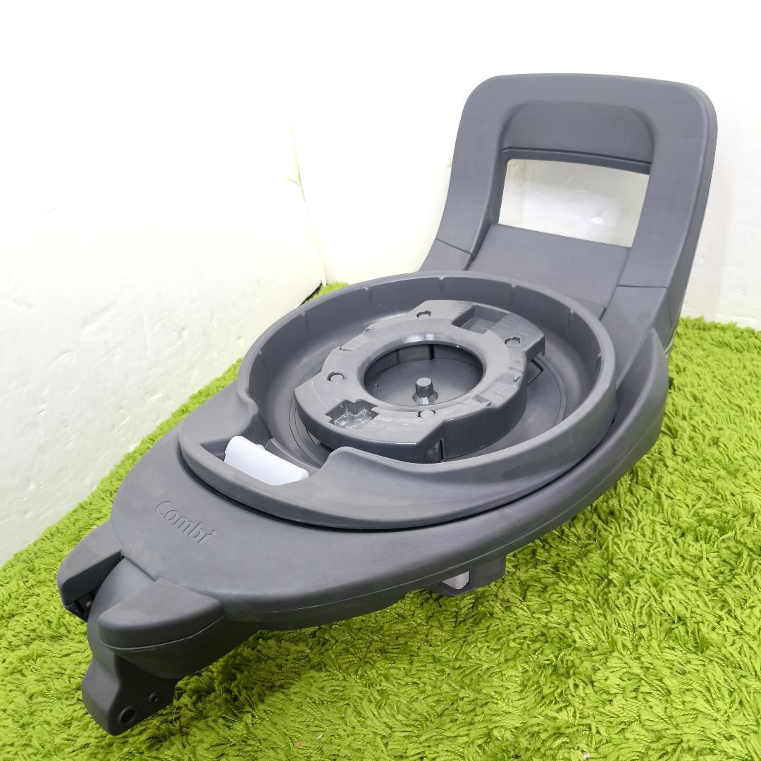 コンビ　ザエス　THE S ISOFIXベース　カバー&説明書付き