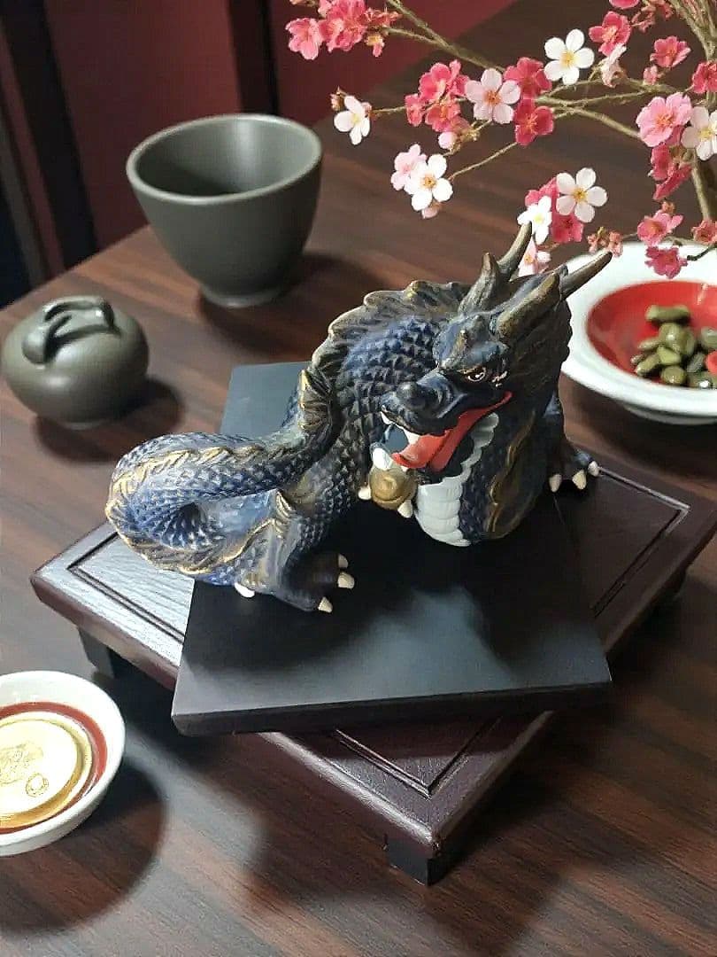 か*ん様 博多人形　　辰　縁起物 ドラゴン　昇竜　リュース品