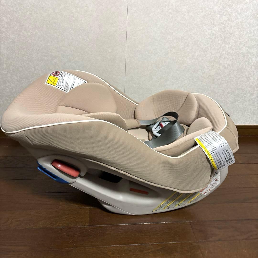 【美品】Combi コッコロ ヘーゼルナッツ 新生児OK