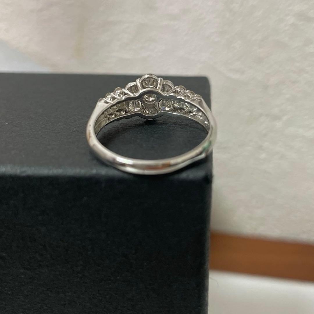 フラワー　プラチナ950 ダイヤモンド リング　指輪 13号