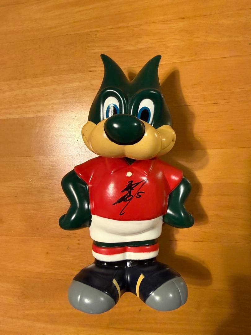 浦和レッズ槙野選手のサイン（背番号入り）入りマスコットキャラクター