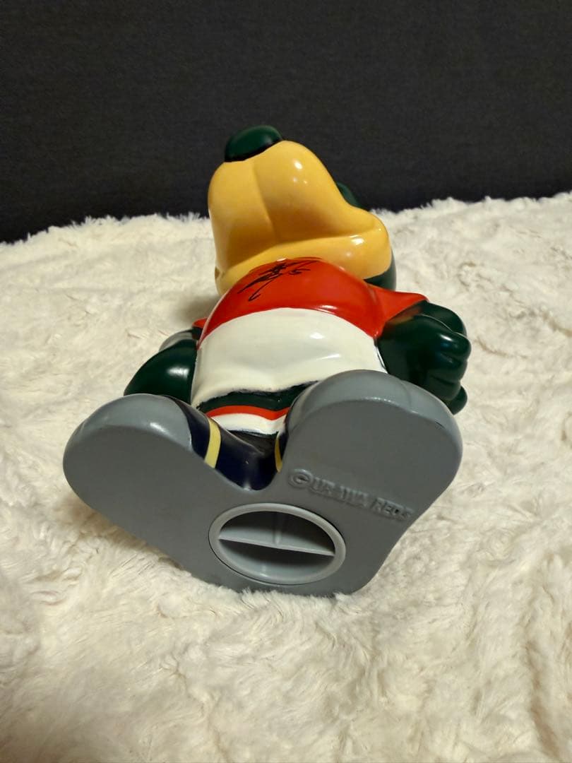 浦和レッズ槙野選手のサイン（背番号入り）入りマスコットキャラクター