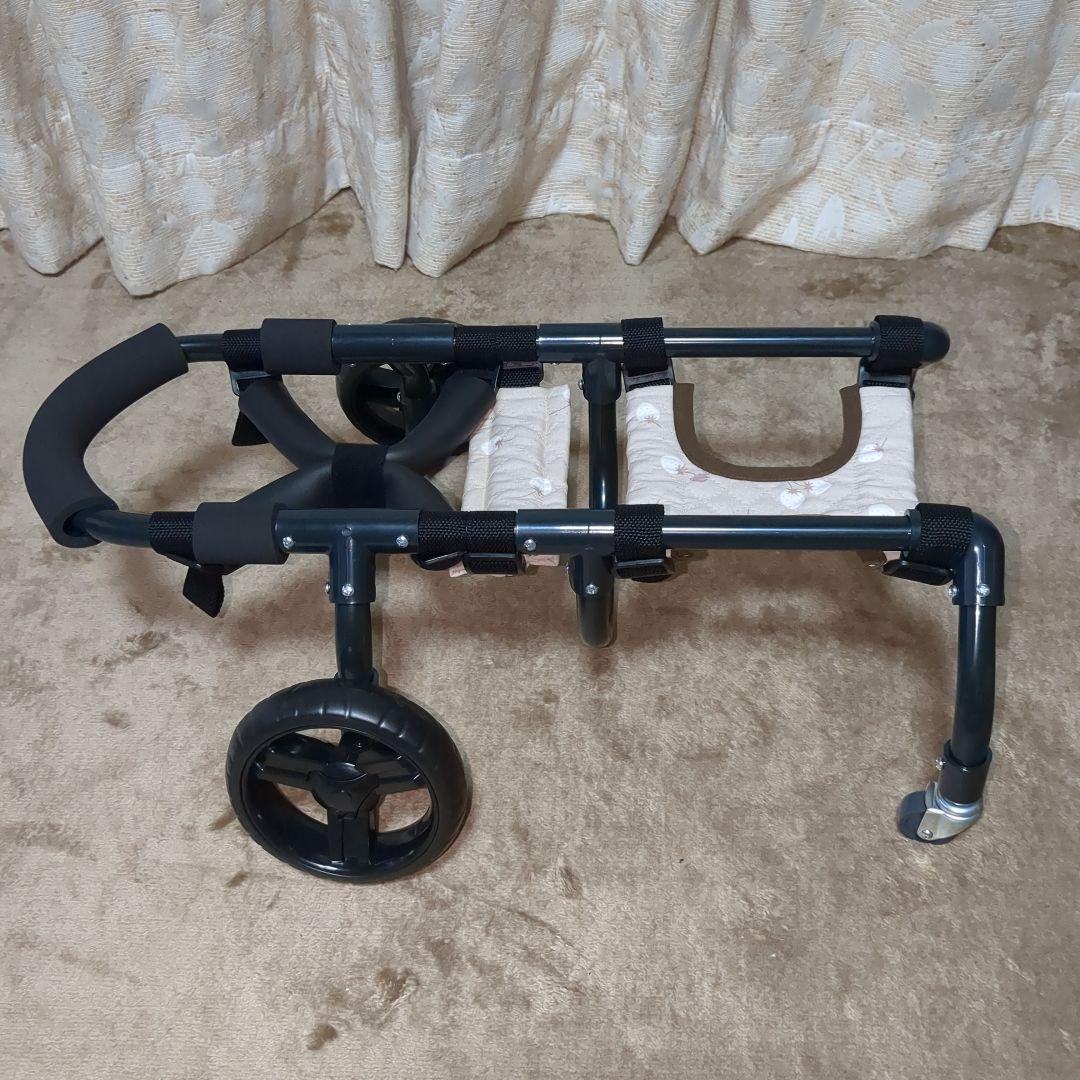 ワンちゃん4輪　リハビリ　食事補助　犬用車椅子　介護　M.ダックス等　犬の歩行器