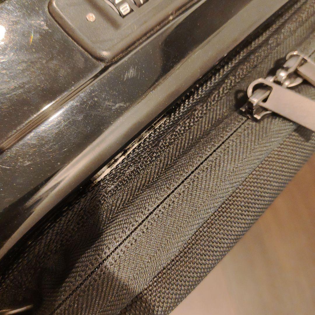 TUMI スーツケース機内持込サイズ　4輪キャスター