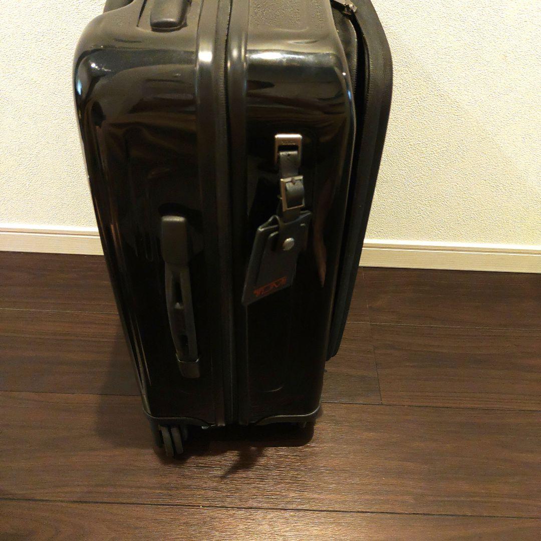 TUMI スーツケース機内持込サイズ　4輪キャスター