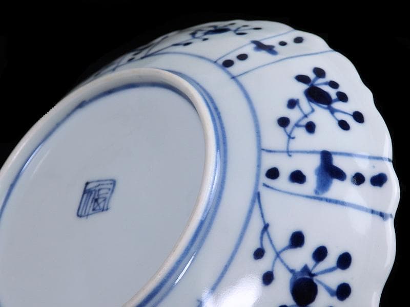 平戸　伊万里　染付　芙蓉手　隠れ蓑に花の図　６寸皿　２枚　E179AS-CSh