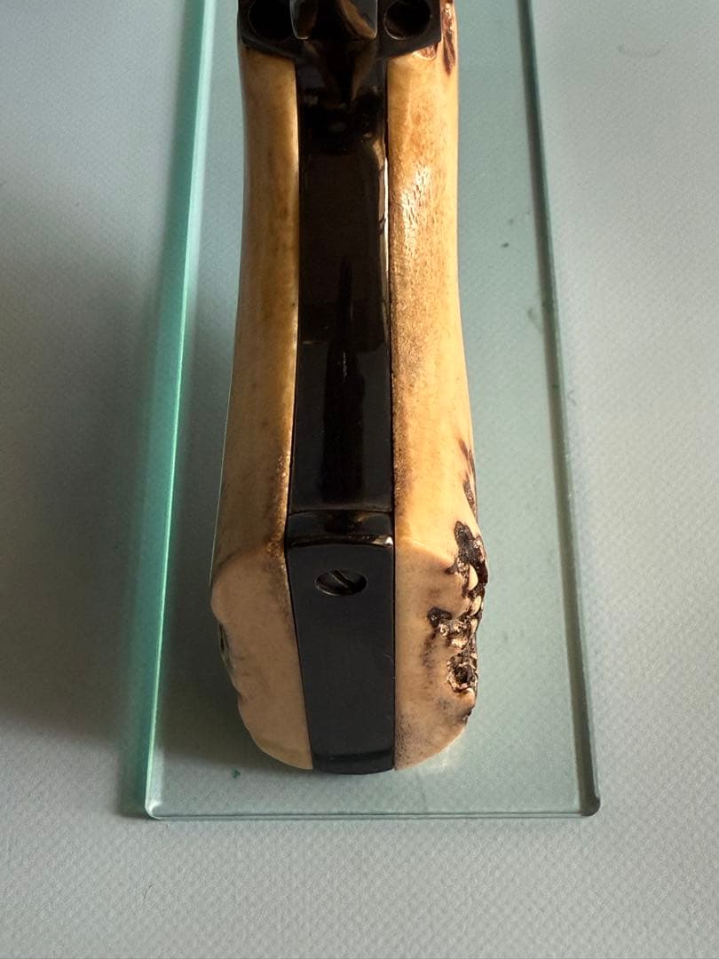 AJAX製　ハートフォードSAA 用スタックホーン（実物）グリップ