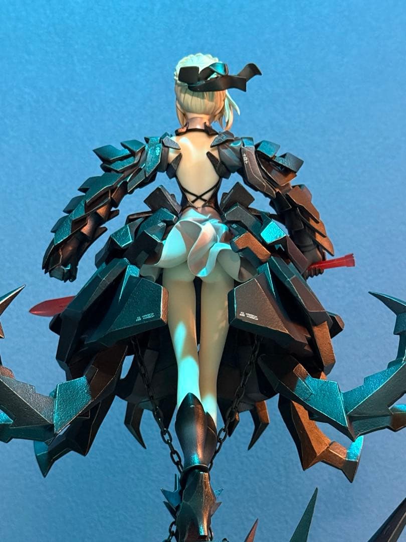 Fate/stay nightセイバーオルタ huke 1/7スケールフィギュア