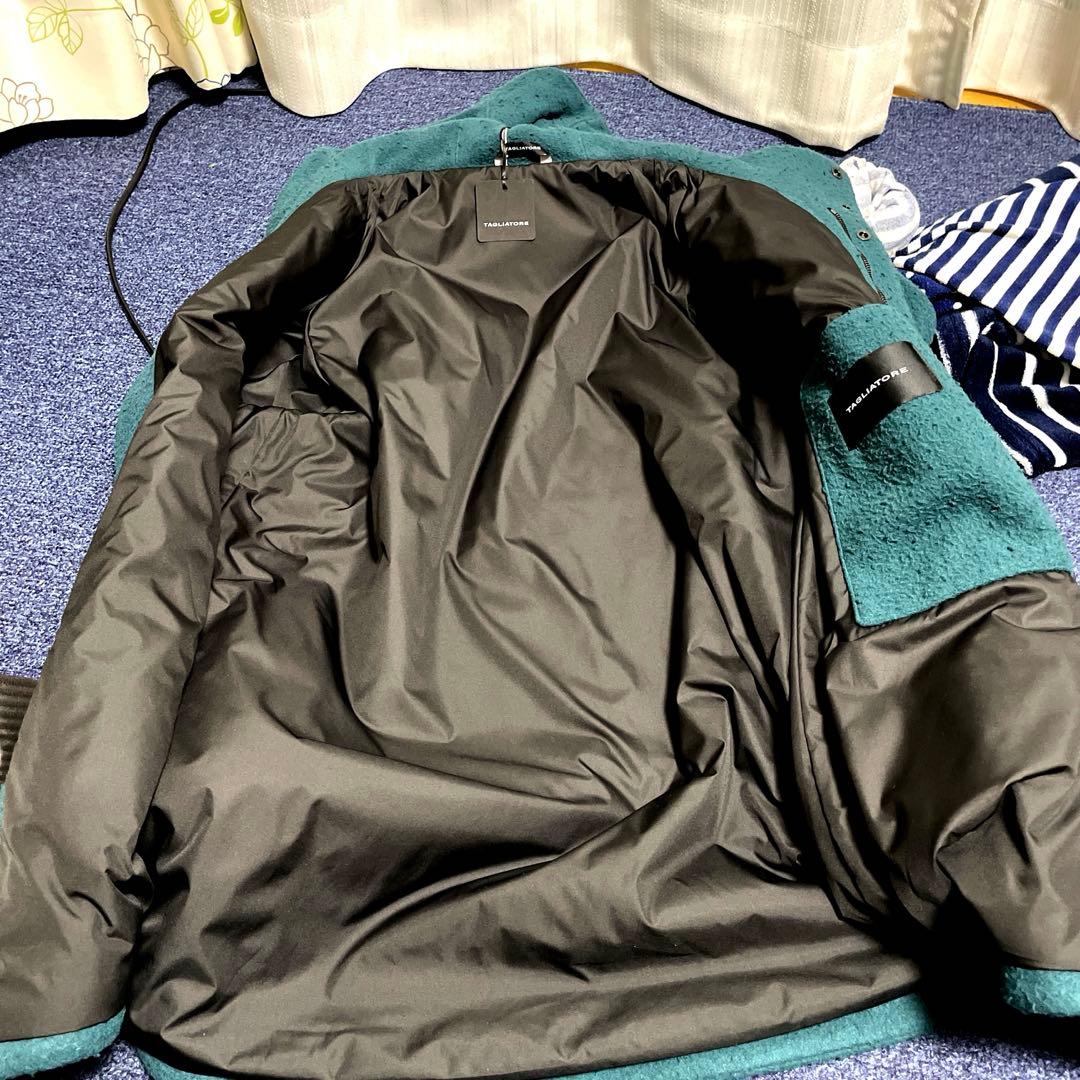 新品タグ付き　TAGLIATORE コート サイズ48 新品ネクタイおまけ付き