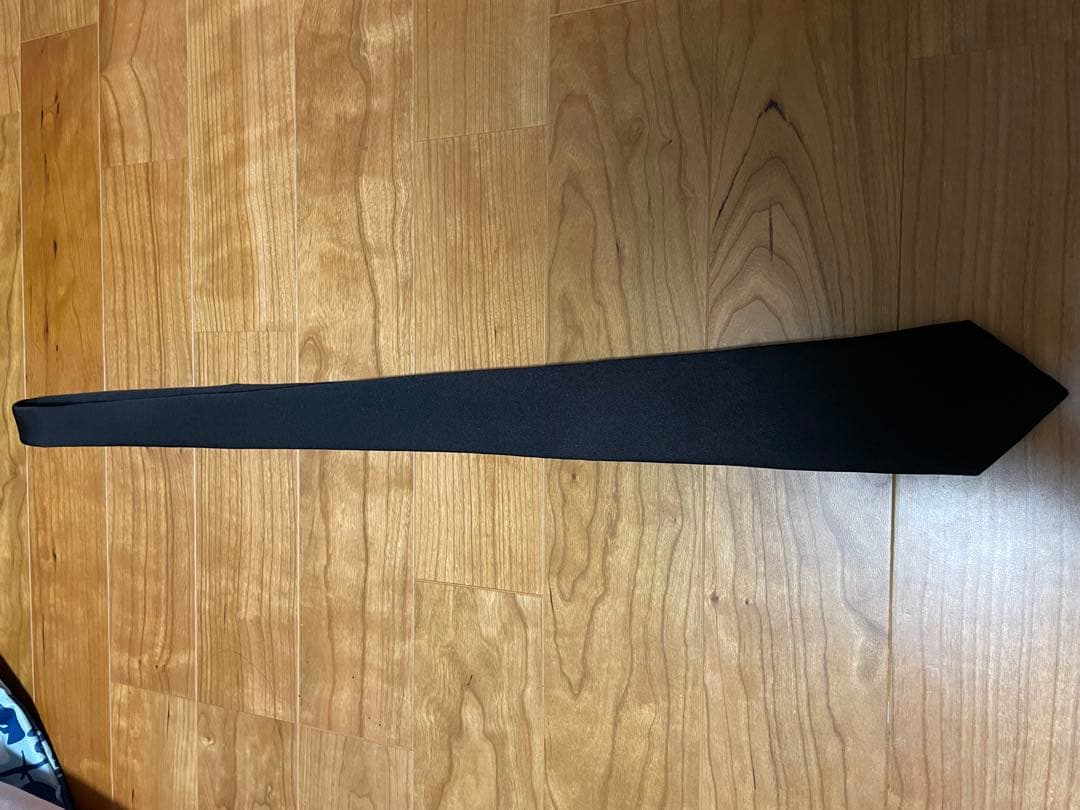 新品タグ付き　TAGLIATORE コート サイズ48 新品ネクタイおまけ付き