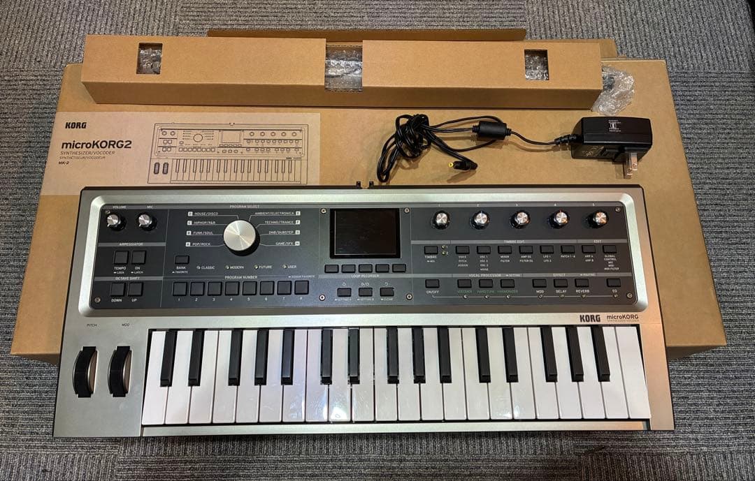 美品　KORG コルグ　microKORG2 MK-2 37鍵シンセサイザー