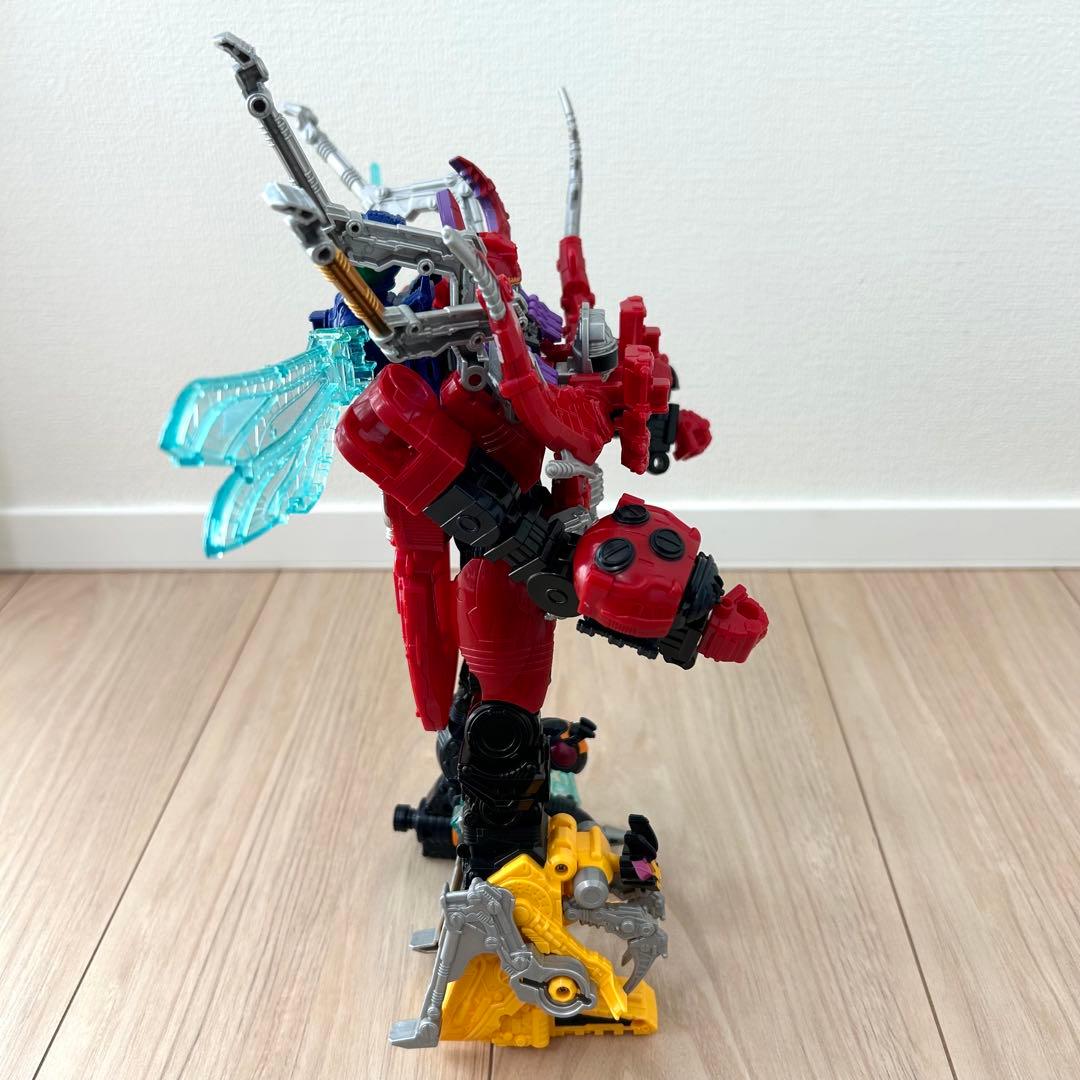 王様戦隊 DXキングオージャー タランチュラナイト　3大シュゴッド 現状品