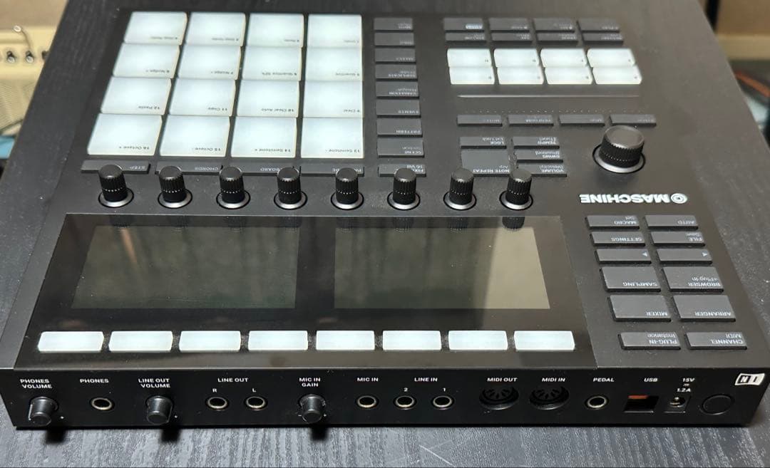 MASCHINE プロダクションシステム