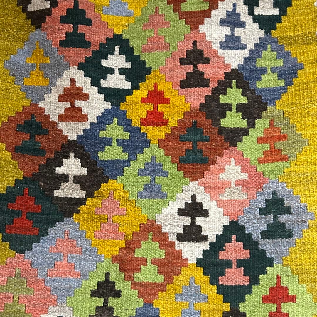 サマルカンド　手織り　草木染め　絨毯