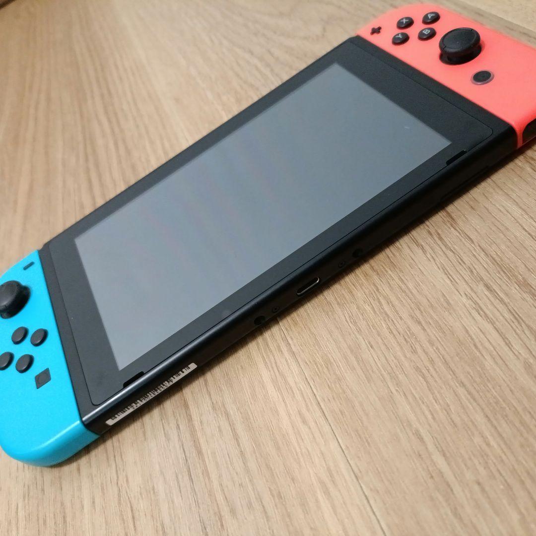 Nintendo Switch ネオンブルー・ネオンレッド 本体（周辺機器付き）