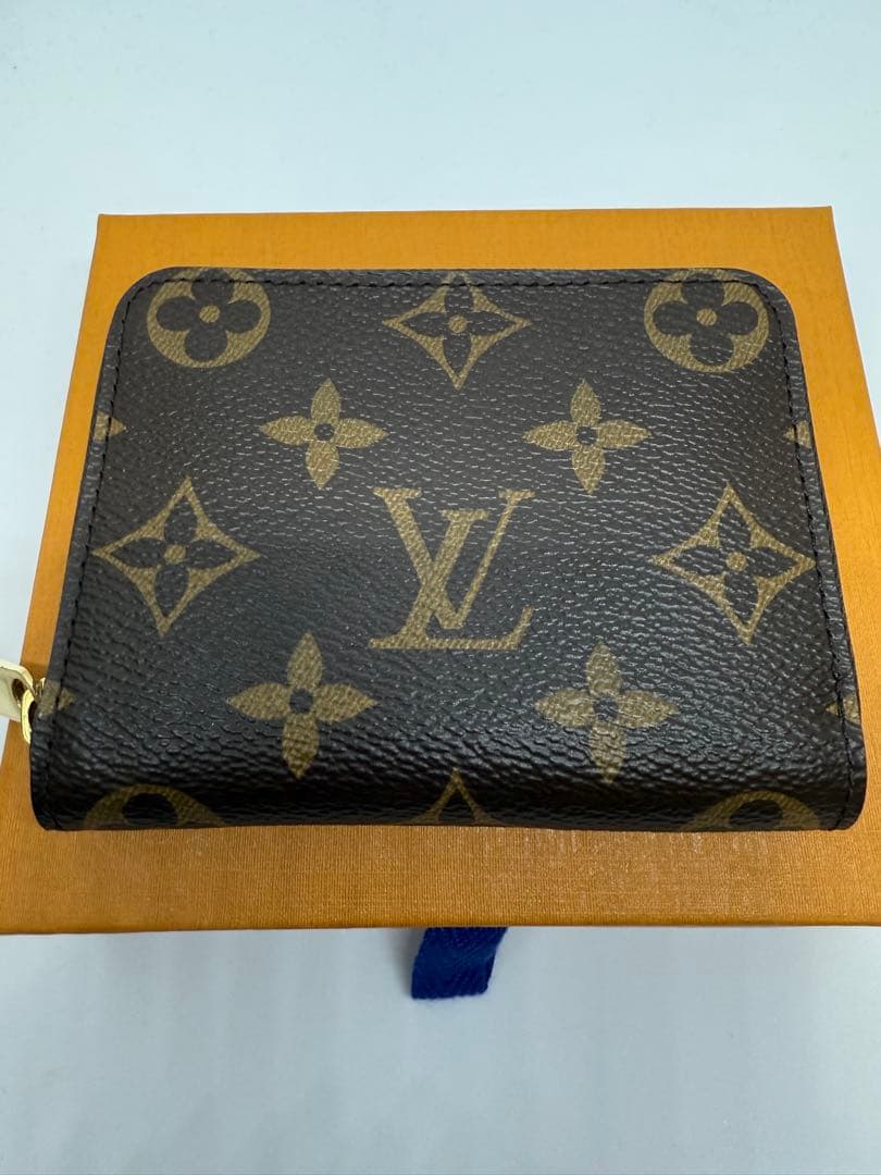 現行品 美品ルイヴィトン　ジッピー・ パース　モノグラム　財布