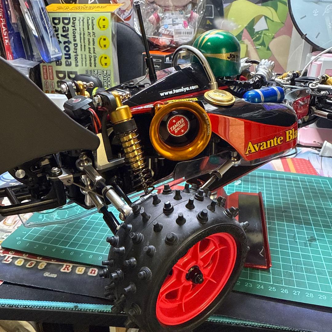 タミヤ1/10 アバンテ(2011)ブラックスペシャルメカ無し