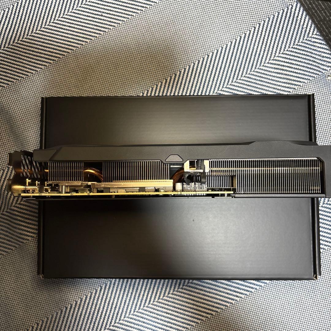 グラフィックボード・グラボ・ビデオカード GIGABYTE GeForce RTX4070 SUPER