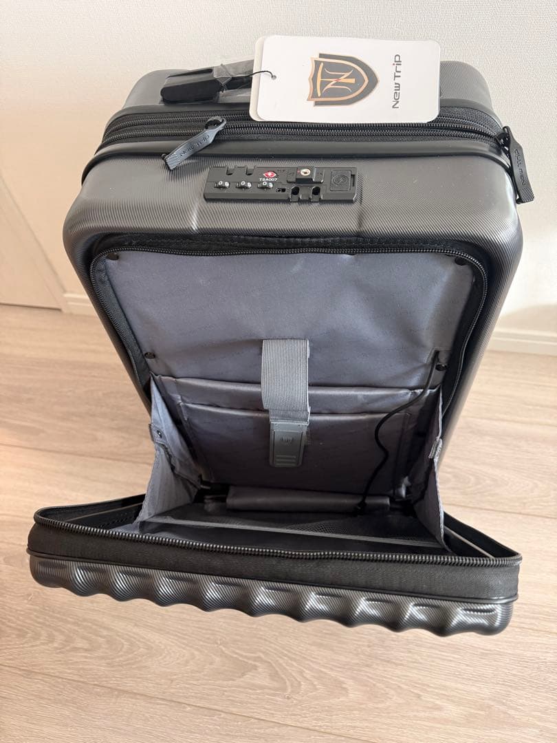 【新品、未使用】New Trip スーツケース 機内持ち込み Sサイズ