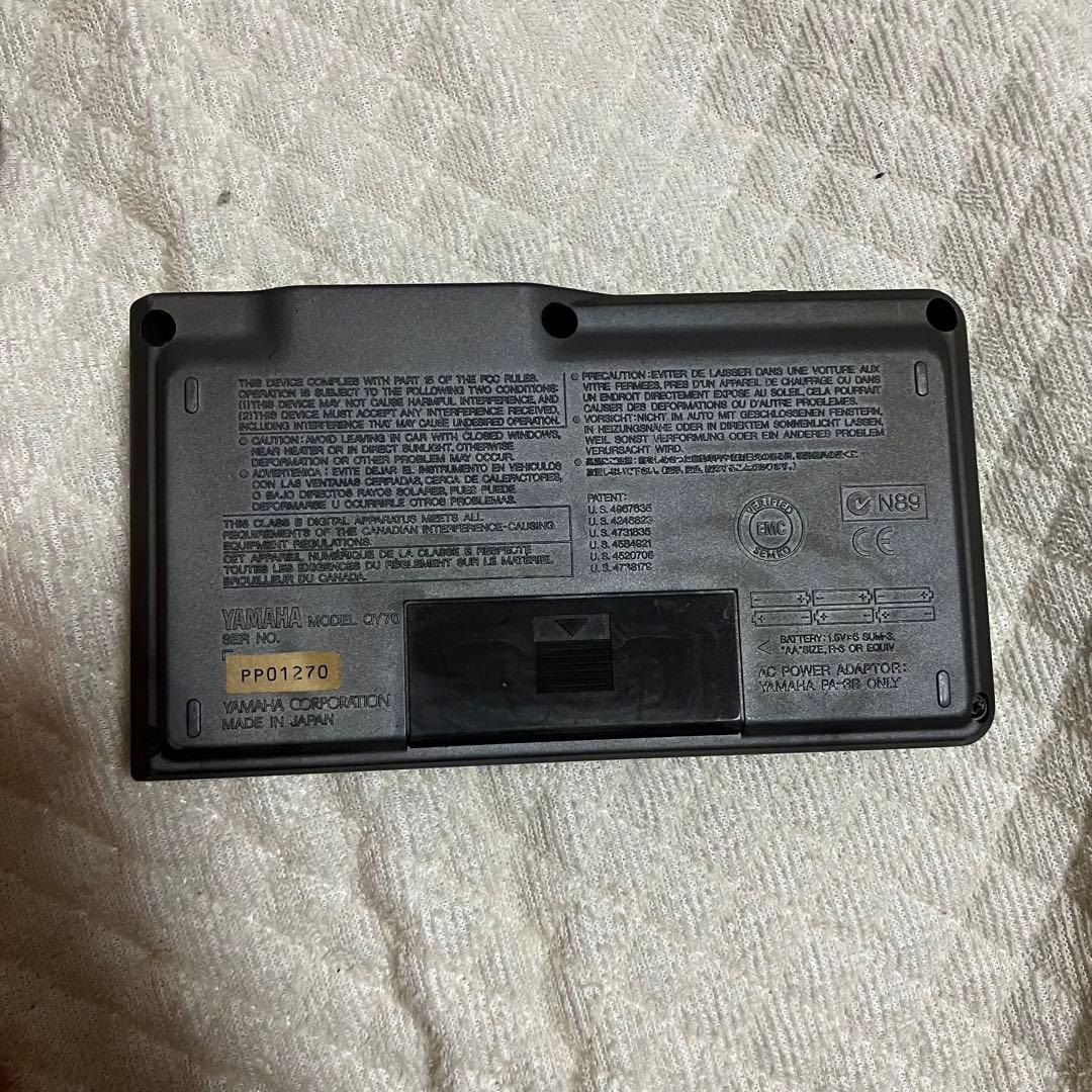 [本体のみ、画面やけあり]YAMAHA ヤマハ　QY70 音源モジュール