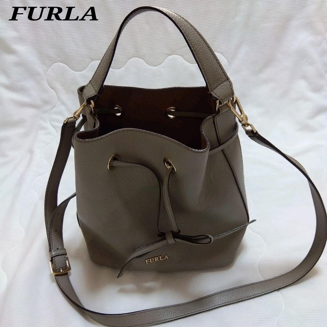 【極美品】FURLA コスタンザ 巾着 ショルダーバッグ グレージュ2WAY
