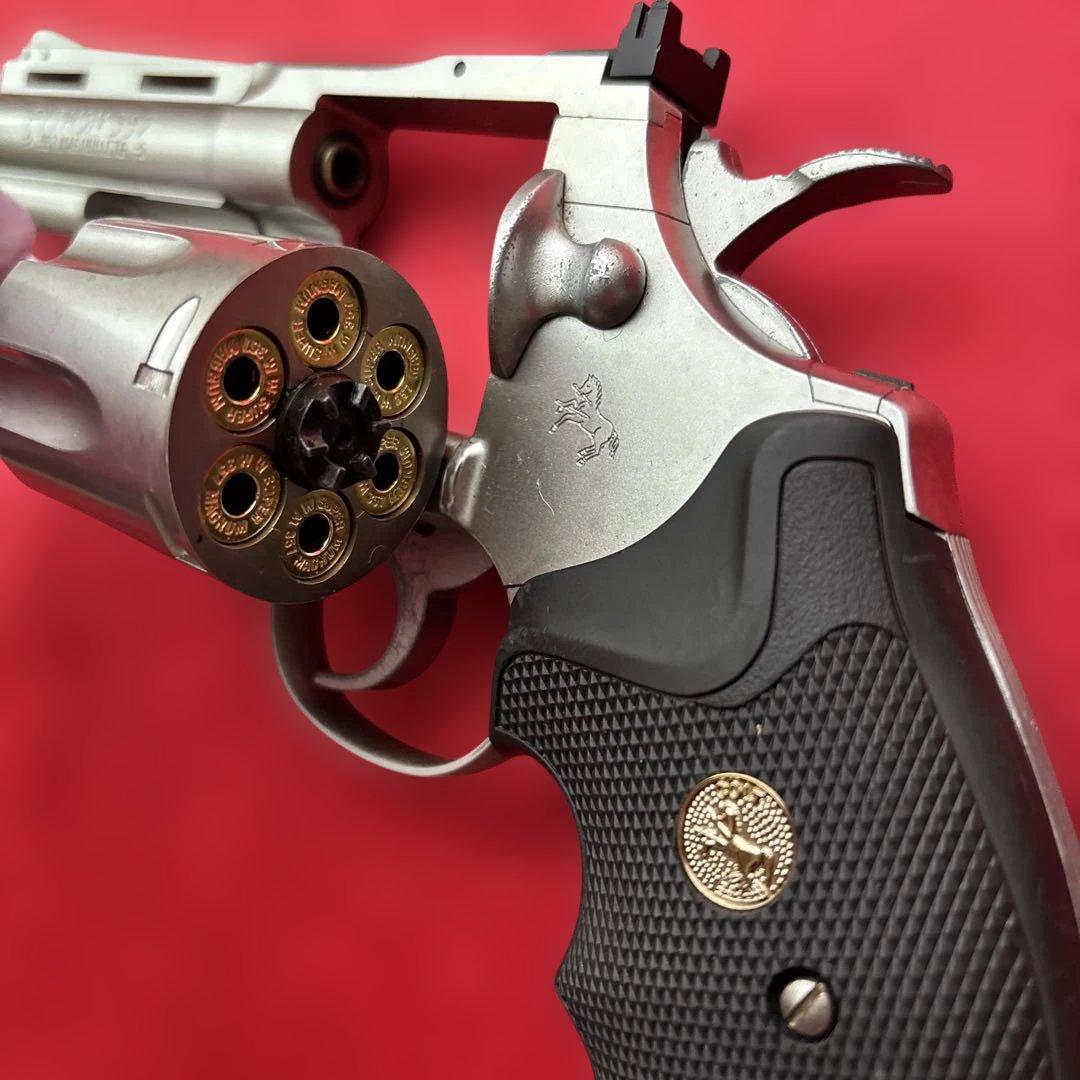 絶版　東京マルイ　コルトパイソン4インチシルバー　24連射ガスリボルバー