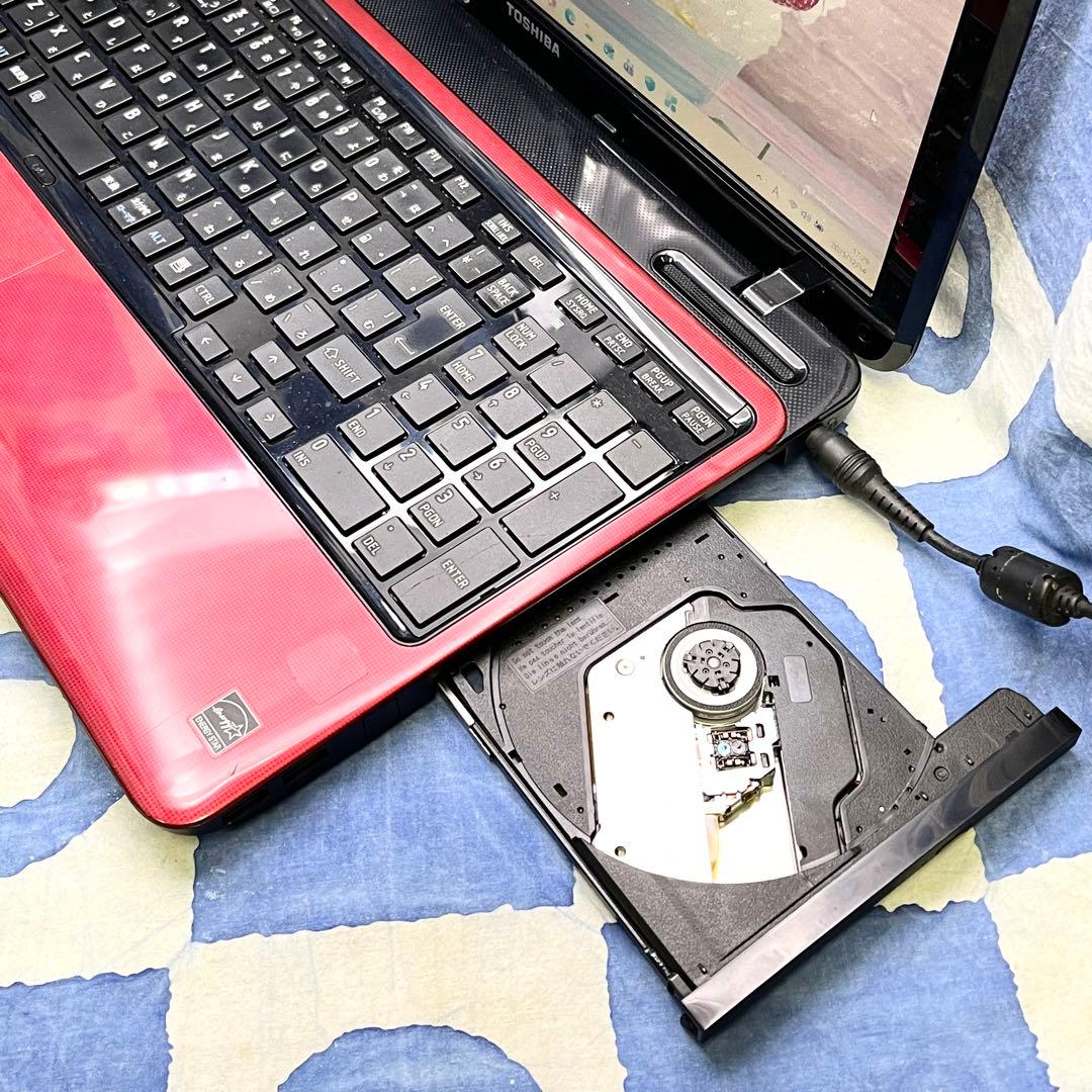 SSDでサクサク快適☆高性能i5☆大人気赤ノートパソコン♪ブルーレイ！Win11