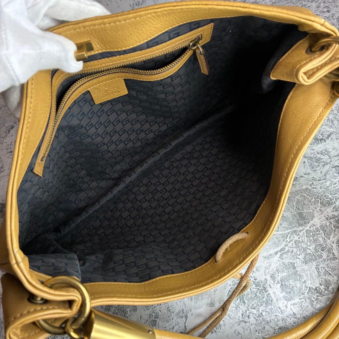 ✨GUCCI✨　グッチ　ワンショルダーバッグ　レザー　ハンドバッグ