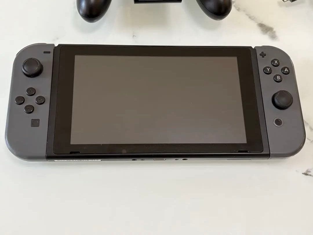 Nintendo Switch 本体　ブラック　初期化済み　動作異常なし