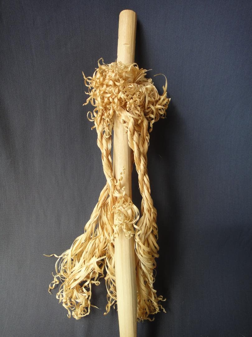 希少 アイヌ イナウ　60cm　台座付き アイヌ儀式