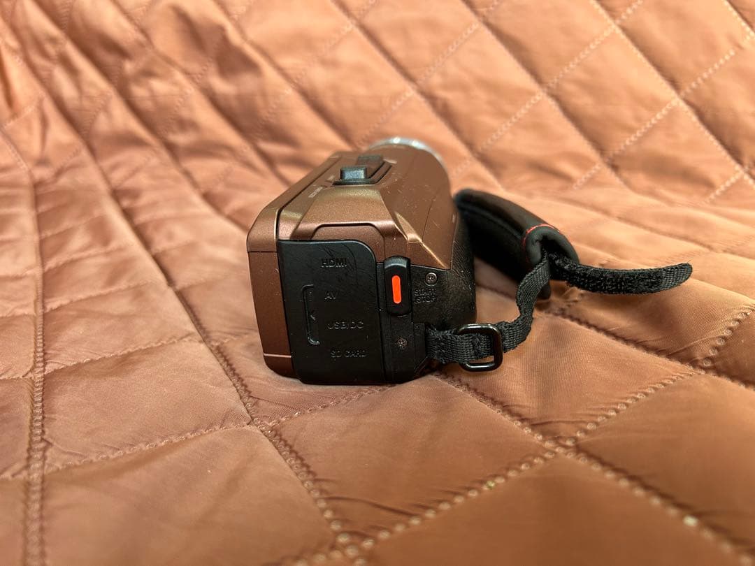 JVC Everio R 防水5m 防塵仕様耐衝撃 32GB GZ-R400-T