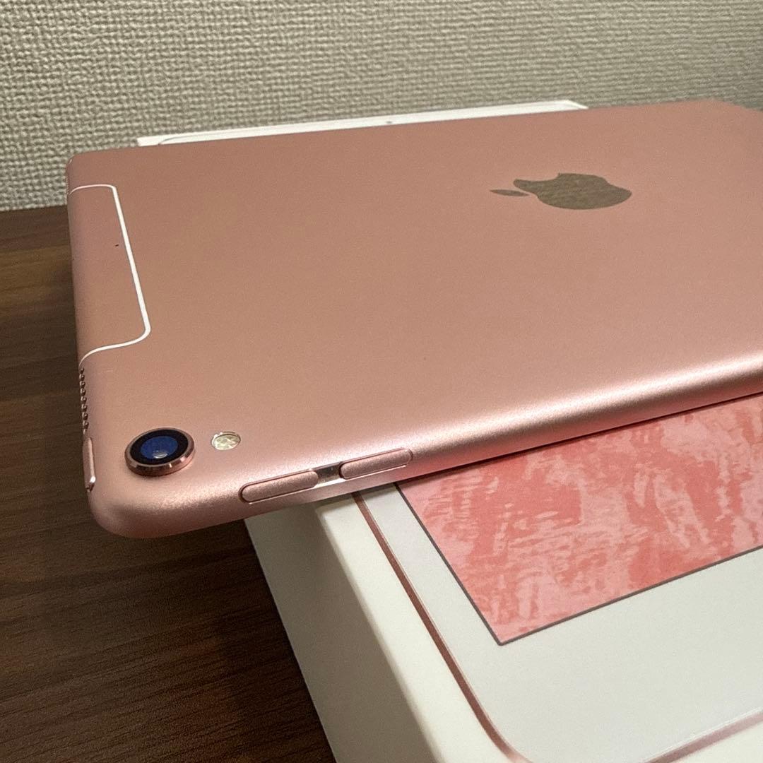 ぴ*ー様 iPad Pro 10.5 (第2世代) セルラー 64GB ローズゴ