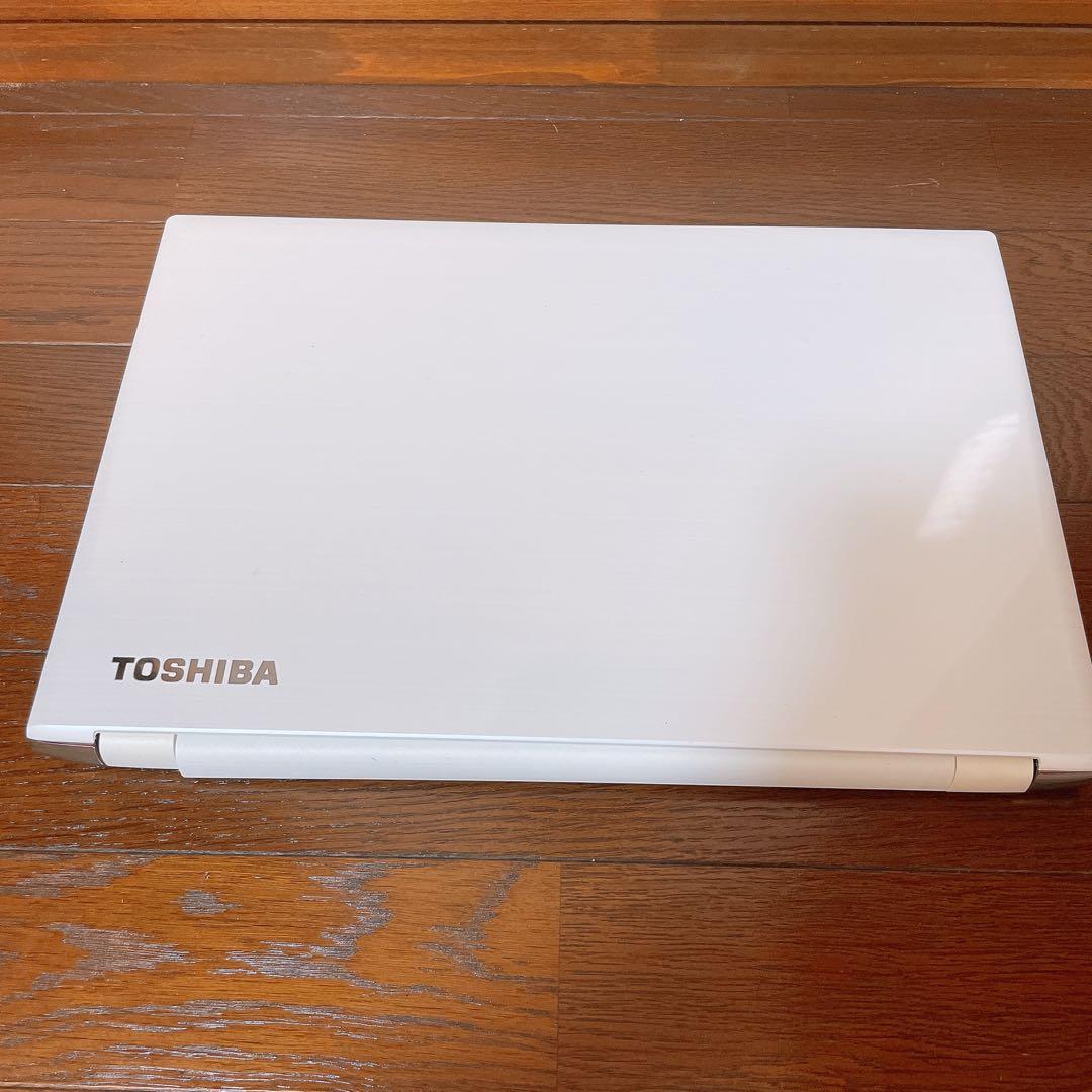 TOSHIBA dynabook ホワイト ノートPC