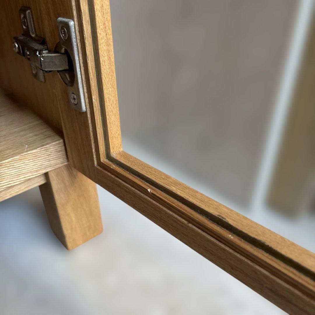 無印良品 キャビネット ガラス扉　観音開き　天然木　タモ材　脚付き　食器棚